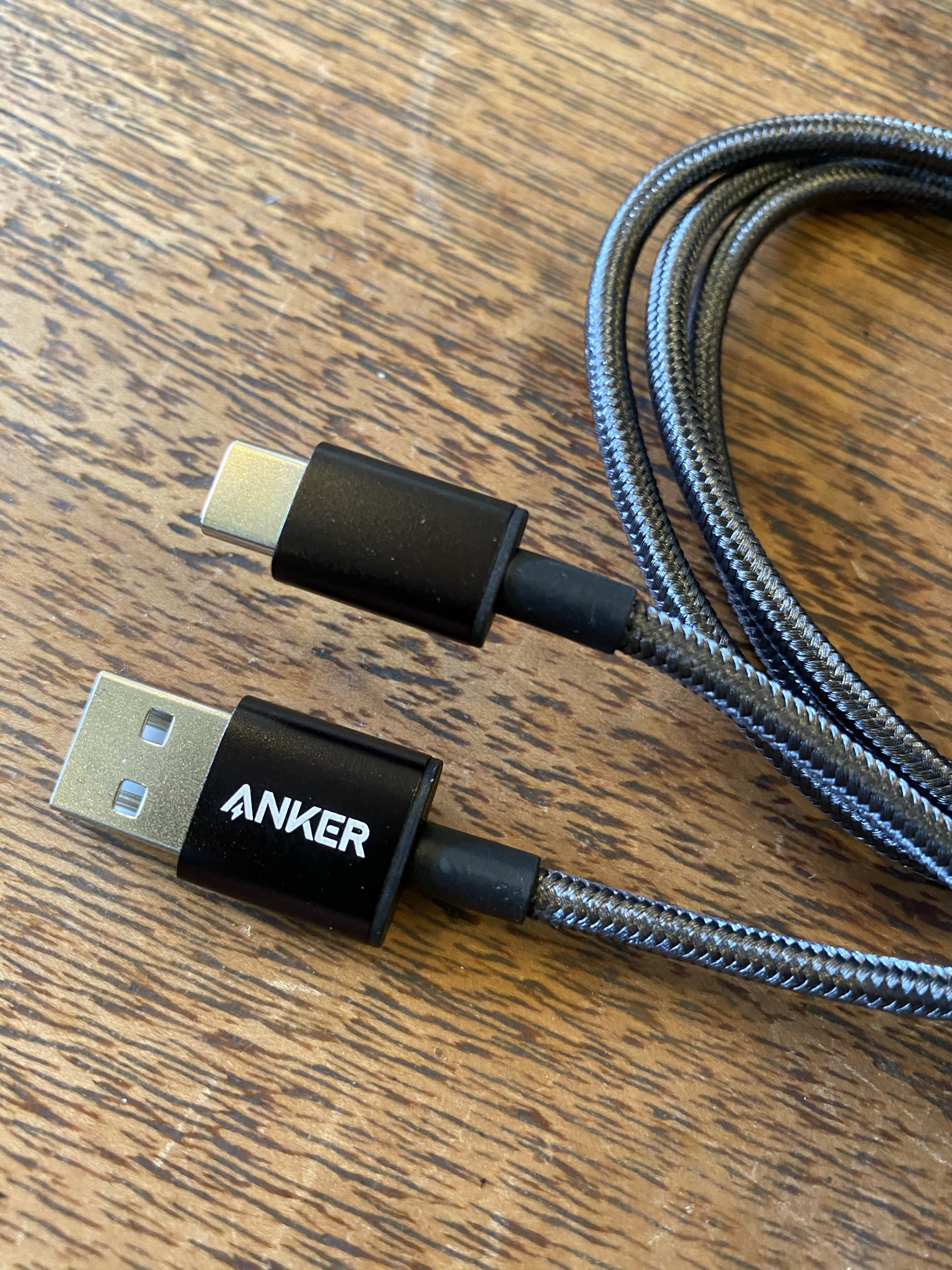 Anker 高耐久ナイロン USB-C & USB-A 2.0 ケーブル